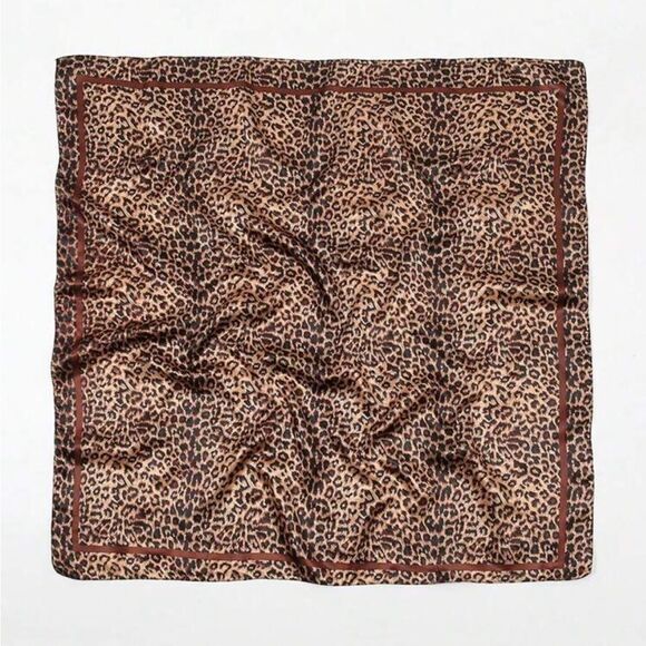 Leopard Print Scarf P23 - Picture 1 of 4